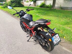 Benelli BN 125 - 6