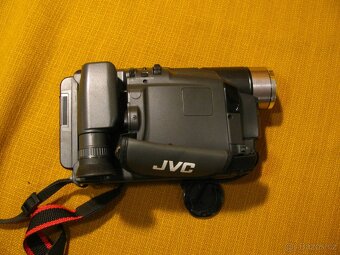 Videokamera z období 200x JVC GR-FX12E Compact VHS - 6