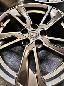 5x114,3 R17 originál alu disky Nissan Juke - 6