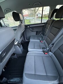 Vw Touran 1.6TDI DSG - 6