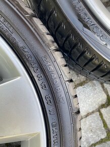 Prodám Alu R17 Škoda 5x100 ET46 letni pneu - 6