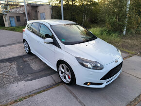 Ford Focus ST250 MK3, 2.0 184KW,12/2012,133xxxkm,VÝBAVA - 6