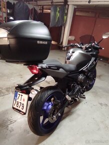 Yamaha XJ6 - 6