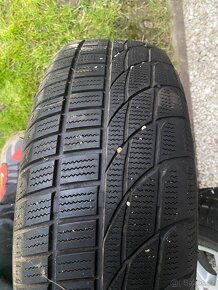 Prodam 4 zimní pneu i s disky 195/65 R15 - 6