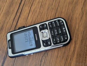 Nokia 7360 - RETRO - 6