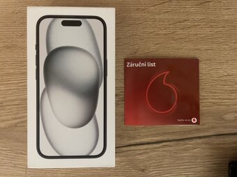 iPhone 15 128GB Black : mobil + příslušenství + záruka - 6