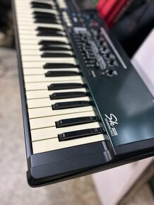 Roland RD600 , Yamaha Dgx670 a dalsi klavesy.. - 6