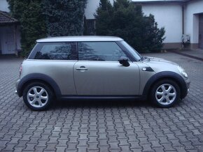 Mini Cooper 1.4i 70kw 2009 135tkm - 6