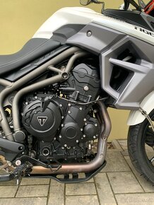 Triumph Tiger 800 XRx - 6