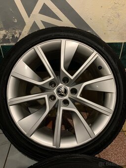 Alu kola Škoda R18 5X112 LETNÍ PNEU 235/45 R18 SUPERB SCOUT - 6