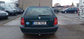 Škoda Octavia 1.6i - 6