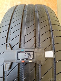 4ks letni 205/55/17 michelin - 6