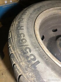 Prodám disky s PNEU 185/65R14 - 6