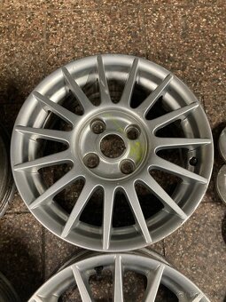 15” kola ford fiesta sport - 6