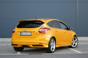 Ford Focus 2.0 EcoBoost SCTi ST R - 6