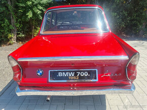 BMW 700 - 6