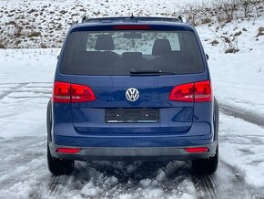 Volkswagen Touran 1.6 TDi Cross - 6