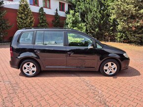 VW Touran 2.0TDI 103kW 7 míst, tažné,xenon,bez koroze - 6