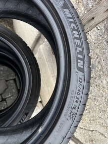 225/40 ZR18 92Y Michelin Pilot Sport 4 - 6