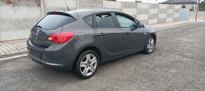 OPEL ASTRA 1.3 CDTI 70KW KLIMATRONIC R.V.8/2013 TOP STAV - 6