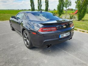 Chevrolet camaro 3.6 V6 krásný americký vůz. - 6