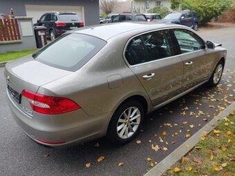 ŠKODA SUPERB 2.0 TDI DSG Ambition 2015 - 6