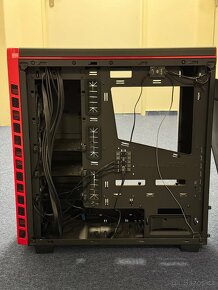 NZXT H440 Black / Red - ATX PC case červená s ventilátory - 6