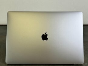 MacBook Pro 16" 2019 i9 / 1TB SSD / 64GB / SG - 6