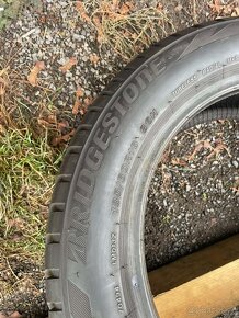 Zimní pneu Bridgestone 185/60 R16 86H vzorek 90% - 6