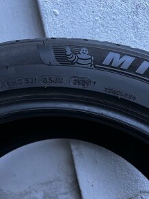 Zimní pneu Michelin 235/55/18 - 6