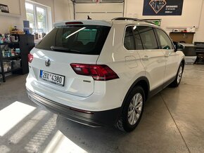 Volkswagen Tiguan 2.0TDi DSG - 6