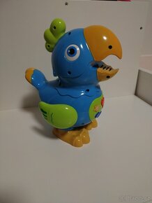 Dětský batoh Skip hop, papoušek, Fisher Price ovladač, Oball - 6