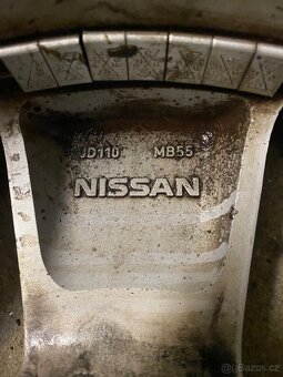 5x114,3 235/60/17 letní Nissan - 6