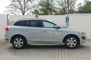 Volvo XC60 2.4D5 120kW AWD Automat+Navi+Kamera+Tažné - 6