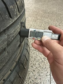 Sada letních pneu 235/60 R18 Nokian - 6