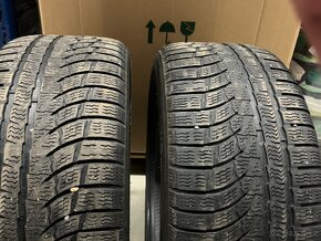 NOKIAN 245/45/18 100V XL zimní - 6