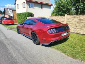 Ford Mustang 5.0 - 6