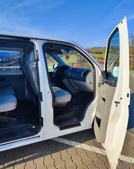 Volkswagen Transporter T5 2.0 Tdi - 6