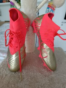 Dětské kopačky PUMA FUTURE Z 3.4 NJr FG/AG Jr + štulpny Nike - 6