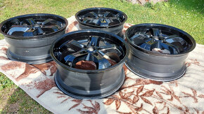 ALU disky R19 x 8,5 / 5x114,3 ET35 černé - 6