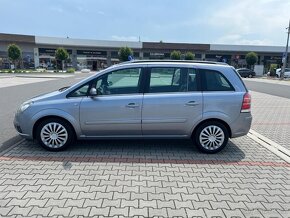 Opel Zafira 1.9 CDTi 7míst 6 rychlostí digi klima - 6