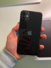 iPhone 11 Black + KOMPLET BALENÍ A KRYT - 6