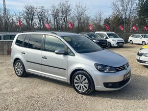 Volkswagen Touran, 1.6TDi 77kWWEBASTOVÝHŘEV SED - 6