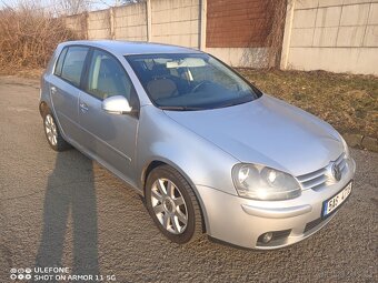 Prodám Volkswagen golf V 1.6 FSI 85 kw - 6