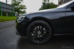 Mercedes Benz E220D 4MATIC 2022 w213 Facelift - 6