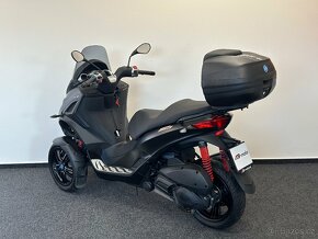 Piaggio MP3 300 Sport - 6