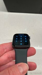 Apple Watch SE 2020 44mm Black a 6 reminku - 6