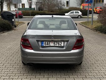 Mercedes-Benz C 220 CDI Avantgarde Kůže Navi Xenony Šíbr - 6