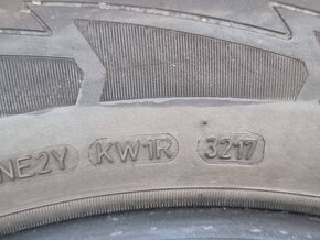 Zimní Goodyear Ultra G 225 65 17 - 6