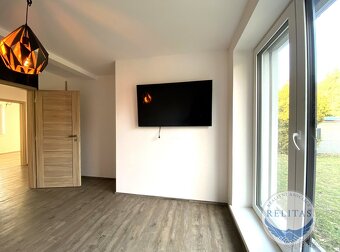 Prodej rodinného domu 160 m², pozemky 915 m² - 6